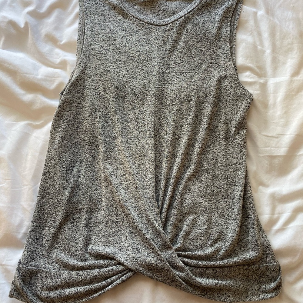Target tank with knot